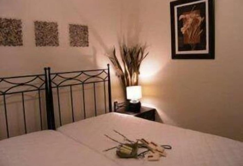 Villa Del Lago Boutique