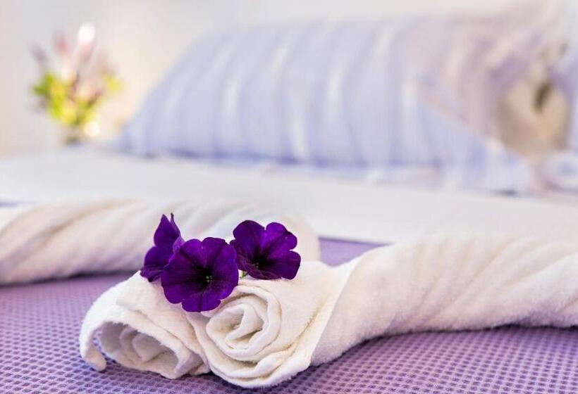 Yades Suites & Spa   Adults Only