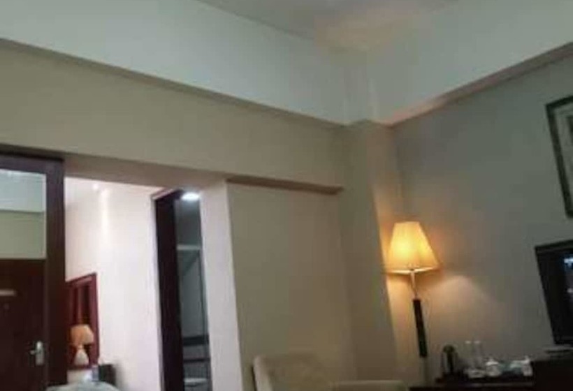 Zhengxie Hotel - Qujing