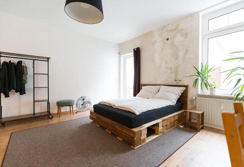 230 M2 Loft Mit Eigenem Wintergarten Mit Tischtennis & Dart, Kostenloser Parkplatz