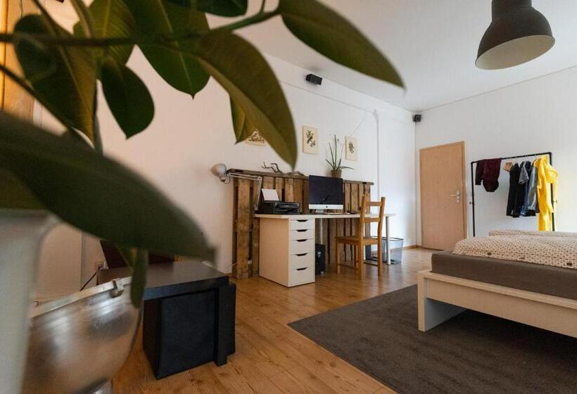 230 M2 Loft Mit Eigenem Wintergarten Mit Tischtennis & Dart, Kostenloser Parkplatz