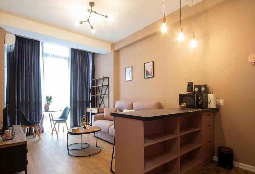 Apartment Krtsanisi 21