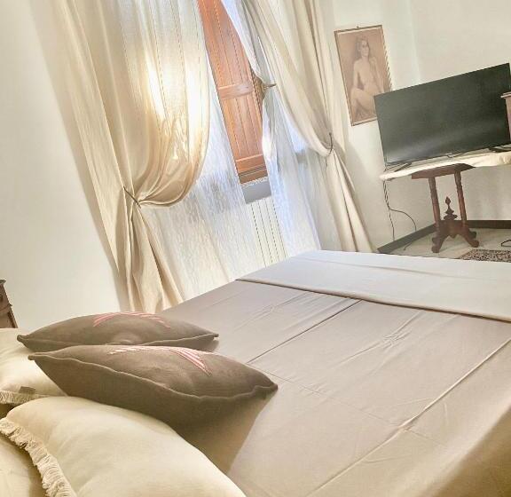 Apartment With Swimming Pool In Manerba Del Garda