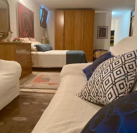 Apartment With Swimming Pool In Manerba Del Garda