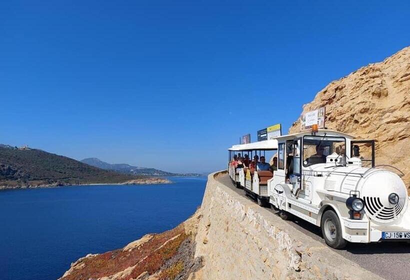 Appartement T4 Très Bien Situé Et Climatisé