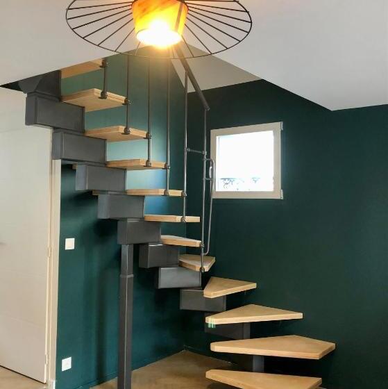 Au Coeur De Vannes   Vue Sur Les Remparts   2 Ch