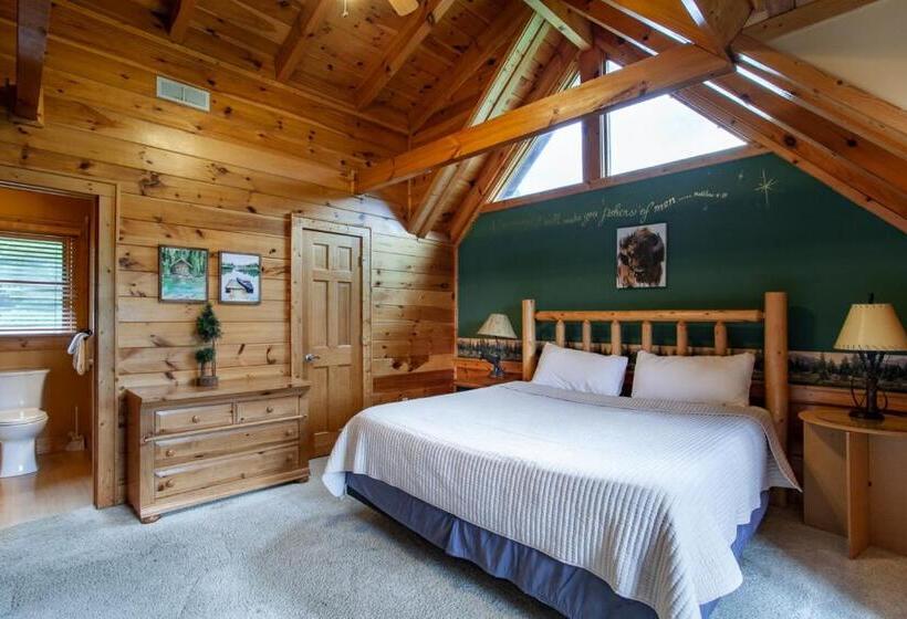 Bear Creek Cabin   Mtn View, Hot Tub And Game Room