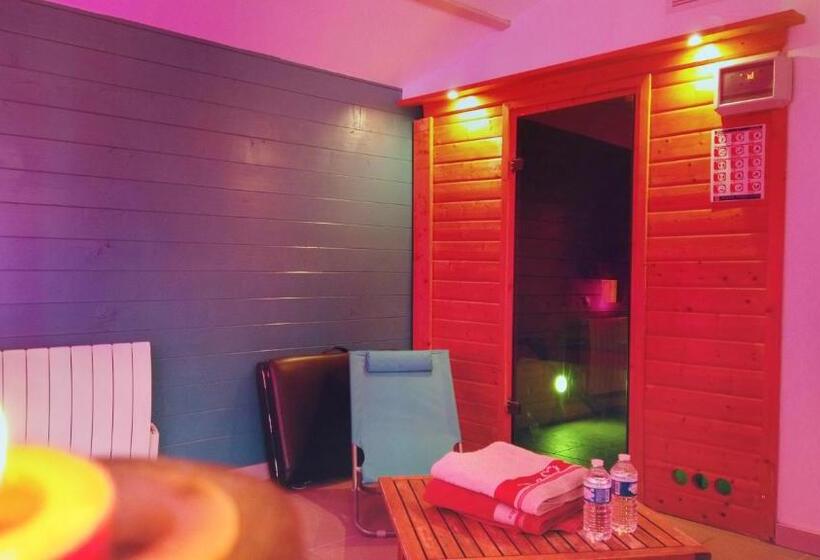 צימר Domaine De La Besnerie Gites Avec Spa Privatif à 10 Min Du Mont St Michel