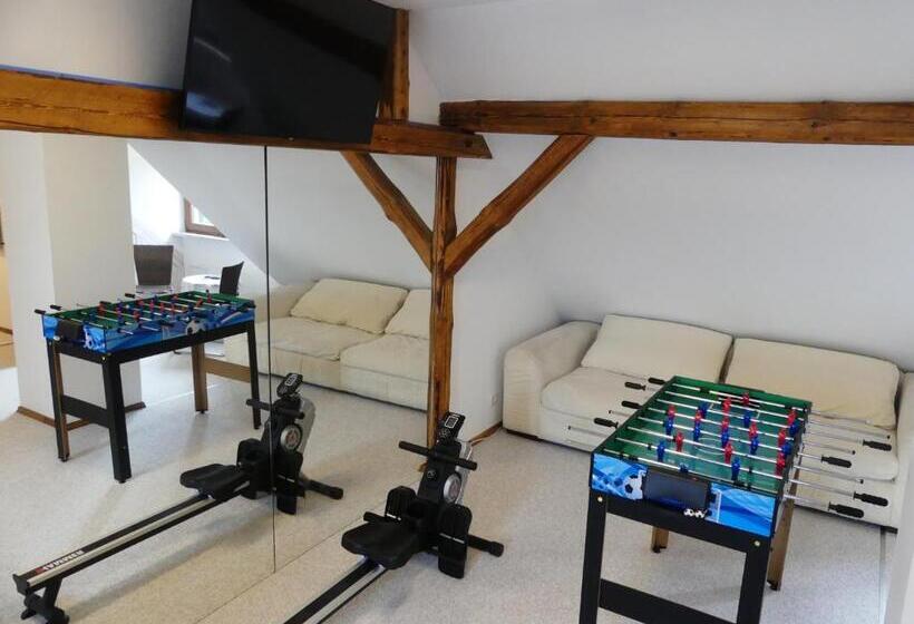 Blumenwerkstatt Mit Sauna Und Jacuzzi