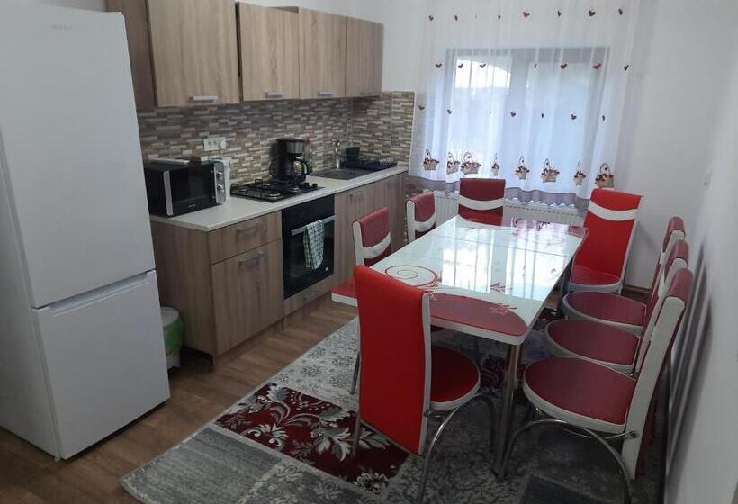 Casa Poiana Largului