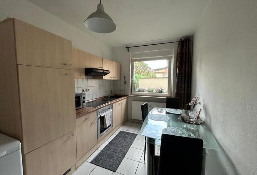 Gemütlich Eingerichtete 2 Zimmer Wohnung In Duisburg Meiderich