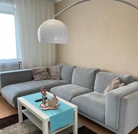 Gemütlich Eingerichtete 2 Zimmer Wohnung In Duisburg Meiderich