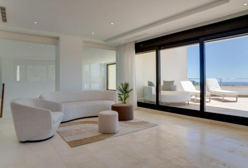 Gravity  Luxurious Paradise With Sea View