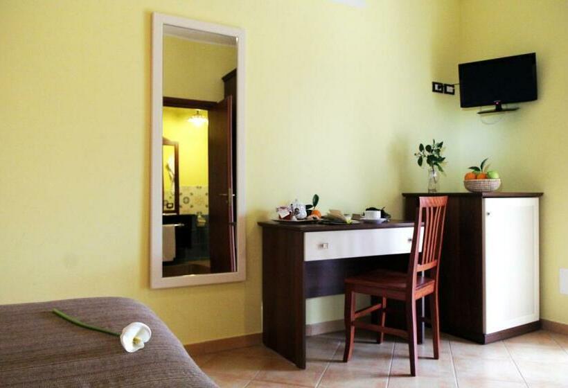 هتل Agriturismo Montalbano