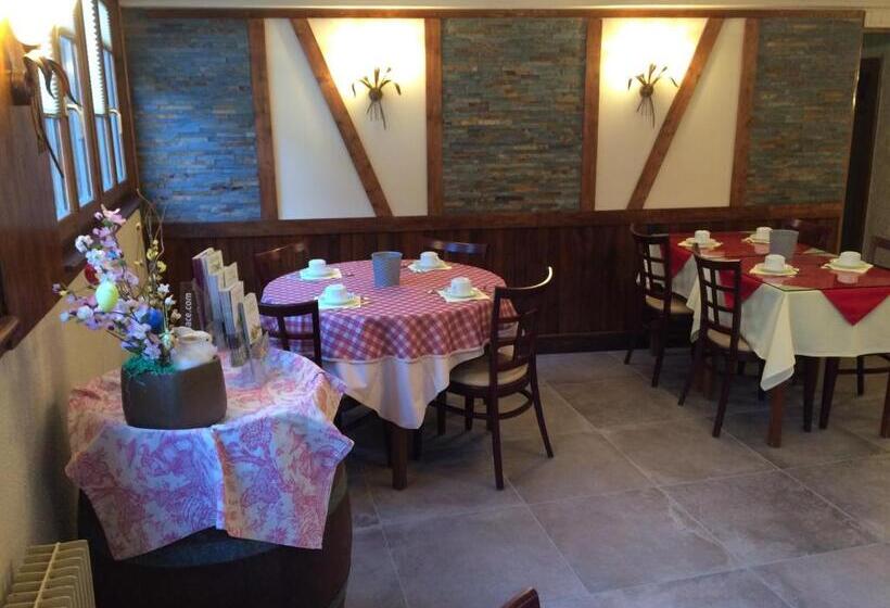 ホテル Auberge Des Trois Châteaux