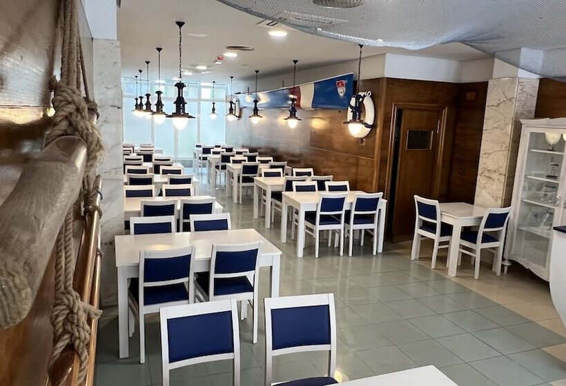 هتل Arha Santoña