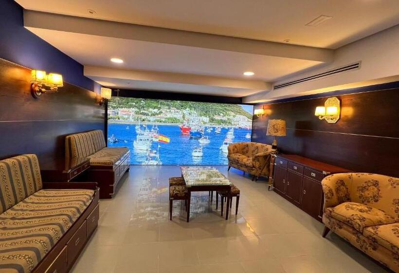 هتل Arha Santoña