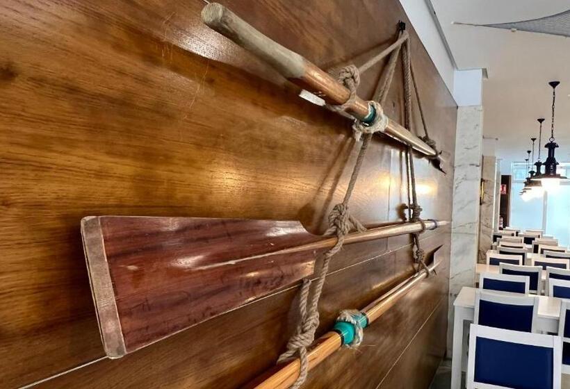 هتل Arha Santoña