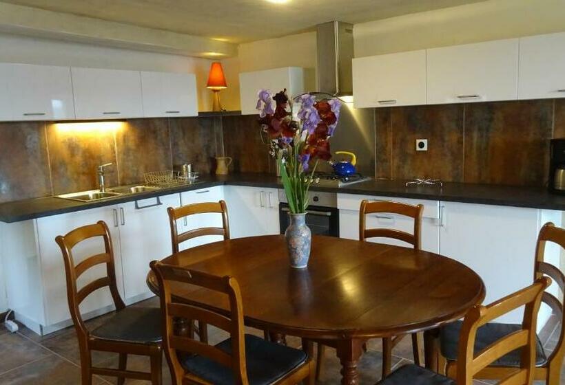 בית מלון כפרי Gîte De Chapelèche Les Glycines