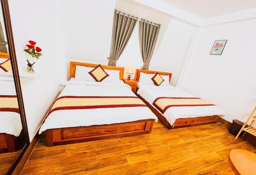 هتل Hà Thu House