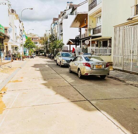 هتل Hà Thu House