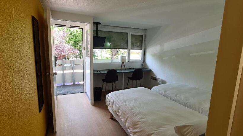 ホテル Kyriad Direct Nancy Sud Vandoeuvre Rénové