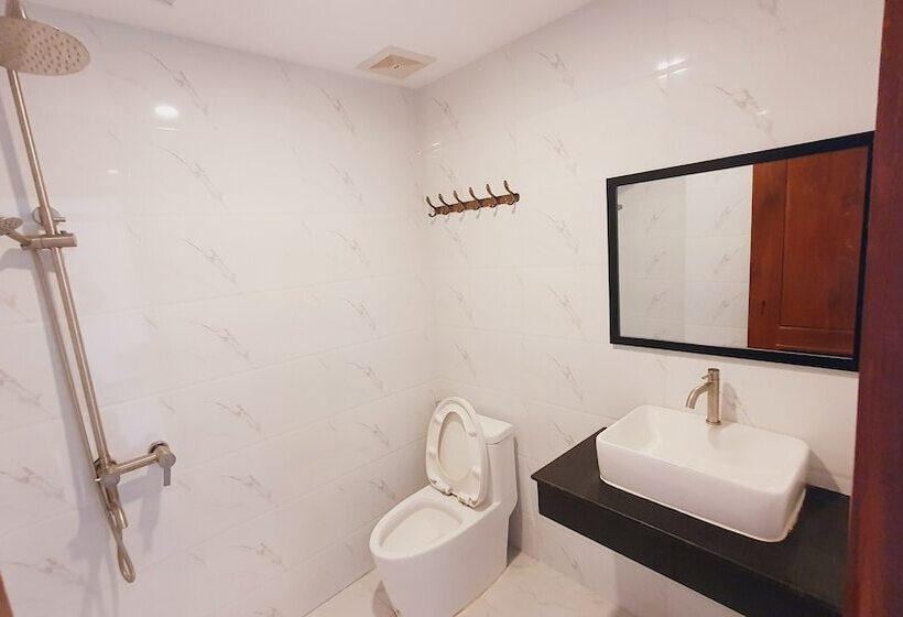 ホテル Darling Pub Hostel