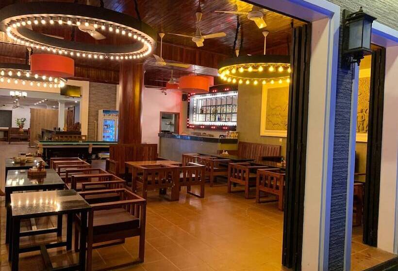 ホテル Darling Pub Hostel