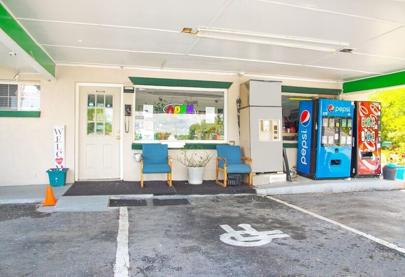 فندق Oyo  Calhoun, Ga I75