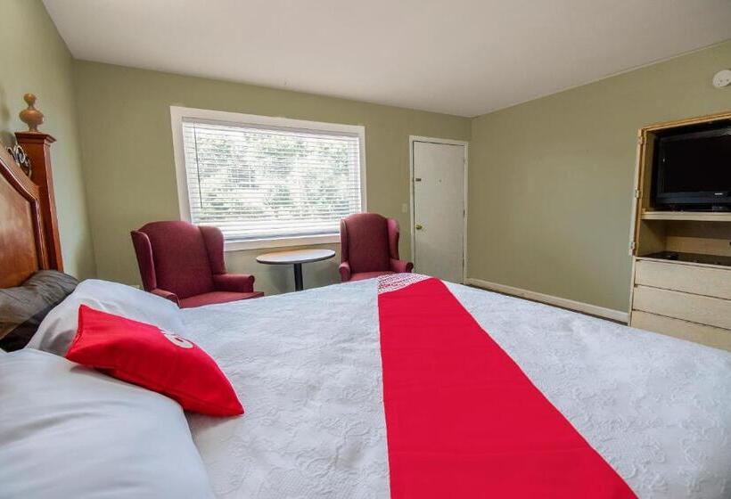 فندق Oyo  Calhoun, Ga I75