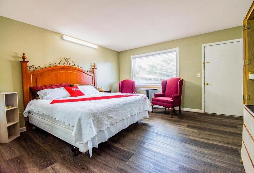 فندق Oyo  Calhoun, Ga I75