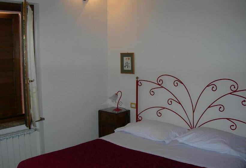 Отель Santa Croce