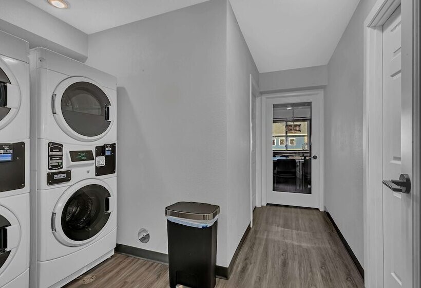 Surestay Hotel By Best Western Spicer