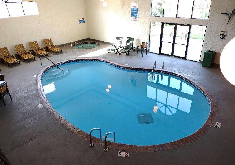 Surestay Hotel By Best Western Spicer