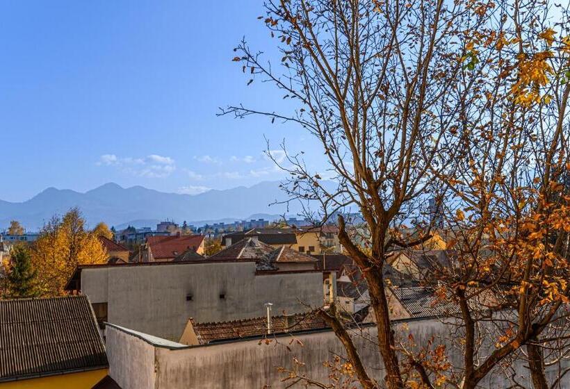 Jad   Family Apartments & Studios