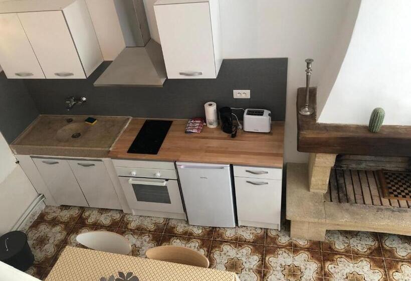 La Tour  Pigeonnier Provençal   Mas Des Sous Bois