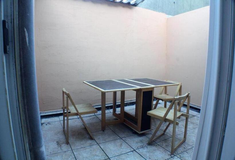 Le Cottage Des Curie