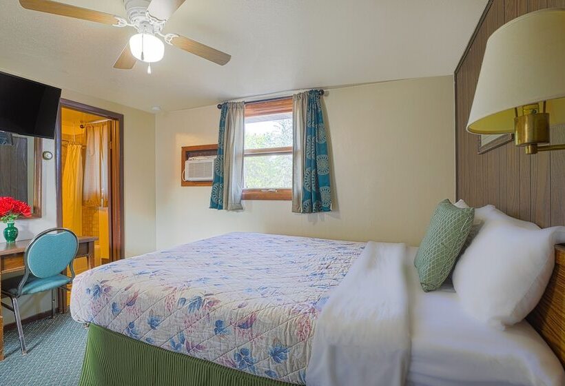 Love Hotels On Silver Street At Hurley Wi