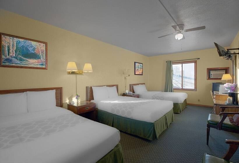 Love Hotels On Silver Street At Hurley Wi