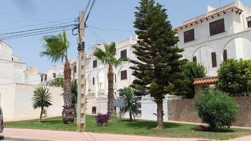 Lovely 1bedroom Renewed Apartment With 3 Pools