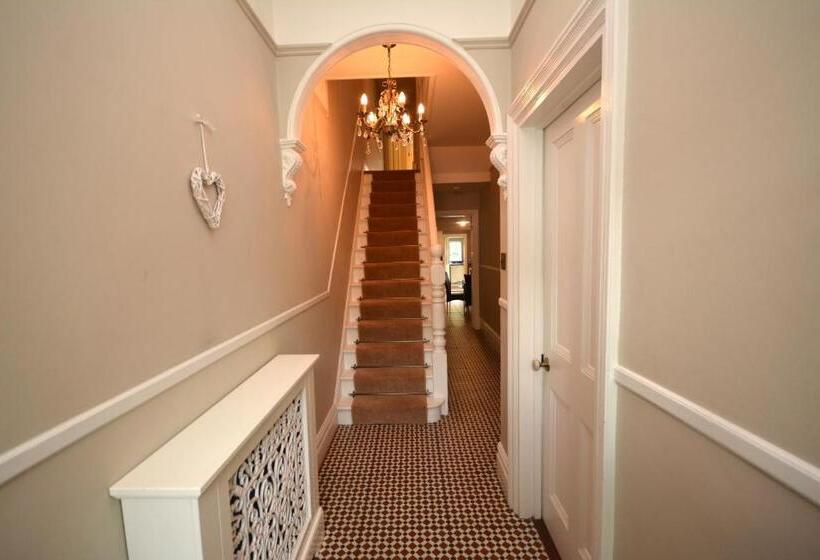 Luxurious Victorian Home By The Sea   Myana House