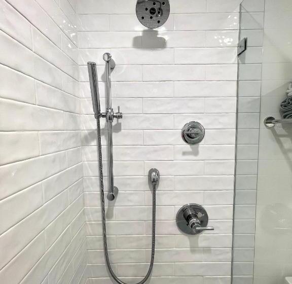 Luxury In Eastover... Close To Everything!