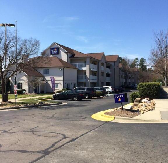 모텔 Intown Suites Extended Stay Raleigh Nc Capital Blvd