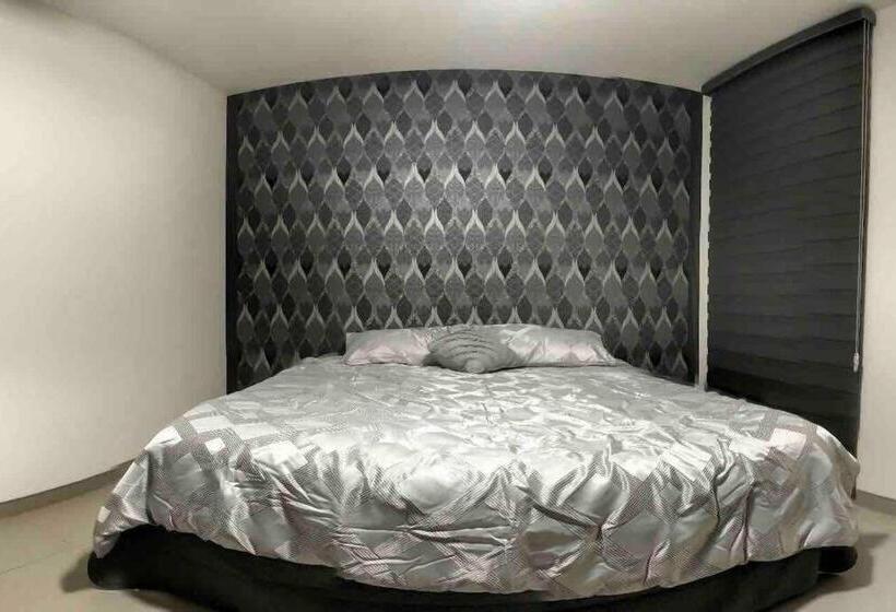 New House / Vip / 1 Block To The Beach