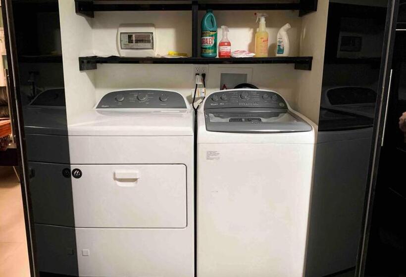 New House / Vip / 1 Block To The Beach