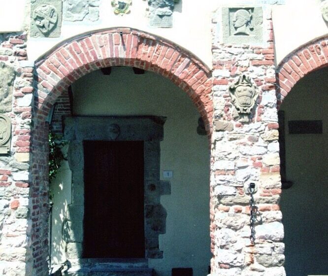 Palazzo Tarlati   Hotel De Charme   Residenza D Epoca