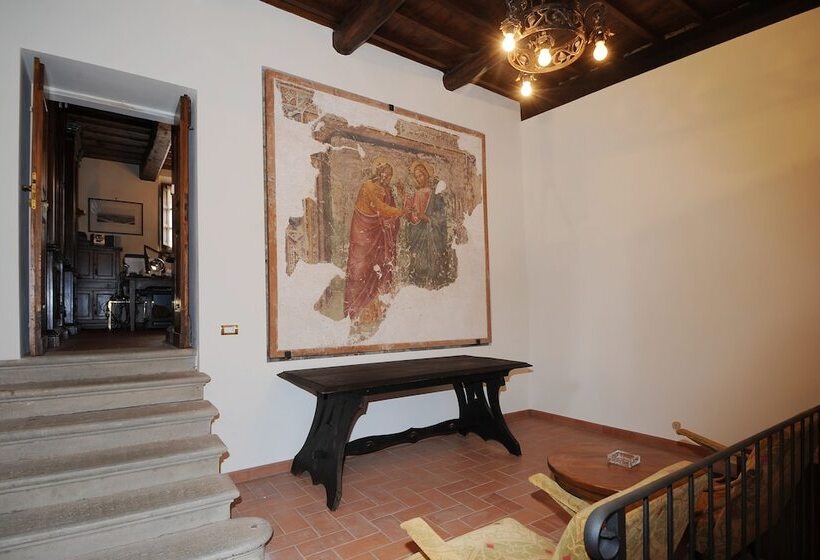 Palazzo Tarlati   Hotel De Charme   Residenza D Epoca