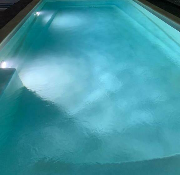 Пансион La Metairie Du Vauhariot Lodge Ou Chambre Piscine Chauffée Vue Mer Et Mont Saint Michel Gr34