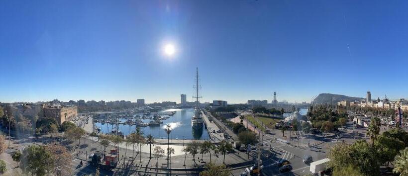 Пансион Som Nit Port Vell