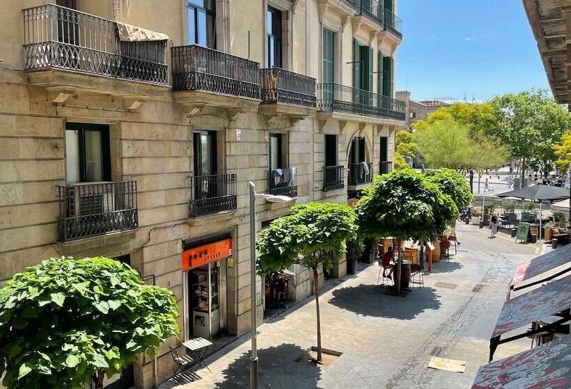 Пансион Som Nit Port Vell